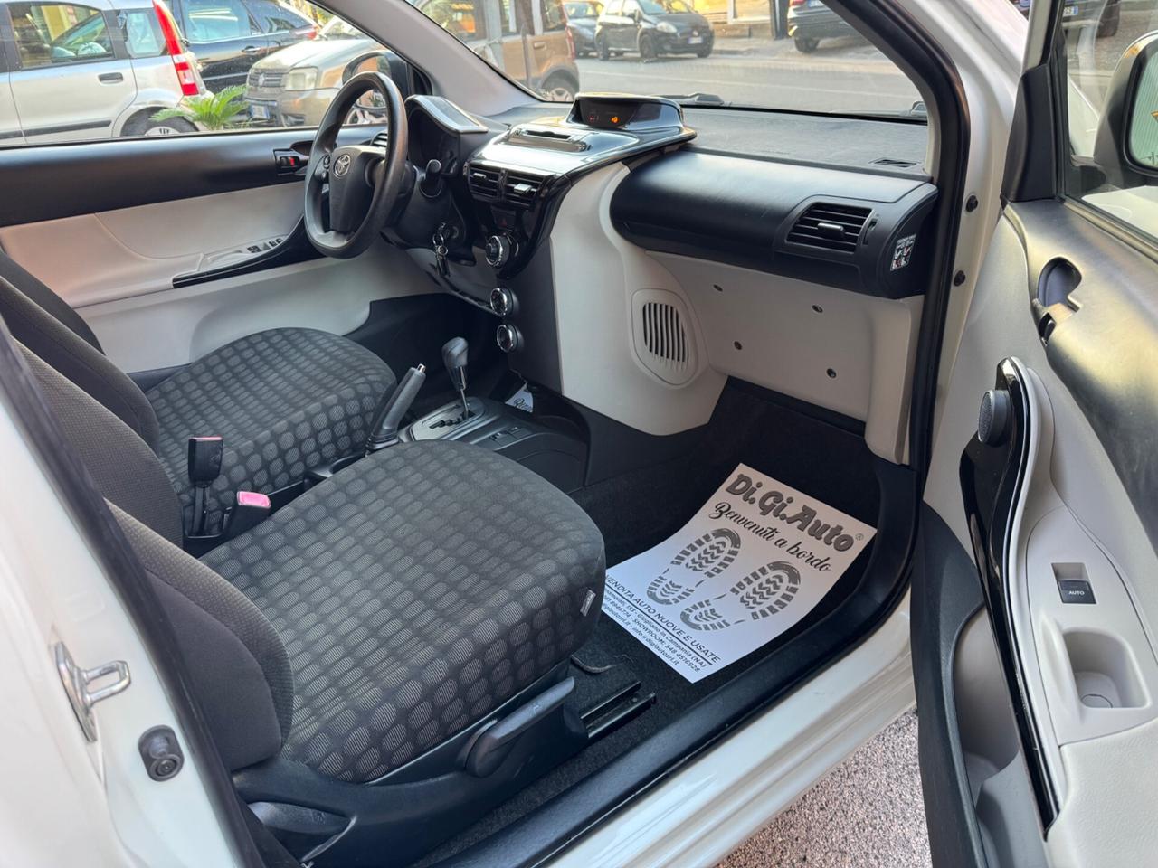 Toyota iQ 1.0 CVT Trend Automatica