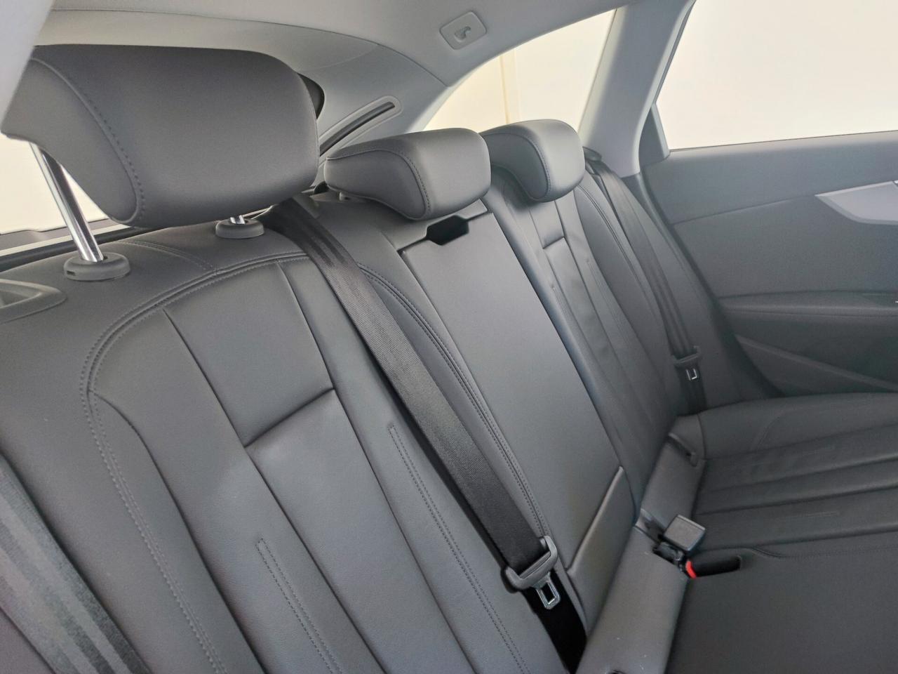 Audi A4 Avant 35 TDI/163 CV S tronic line edition