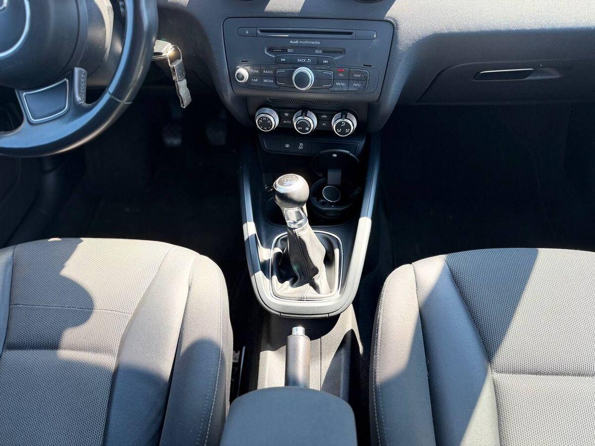 Audi A1 1.6 tdi Admired 90cv