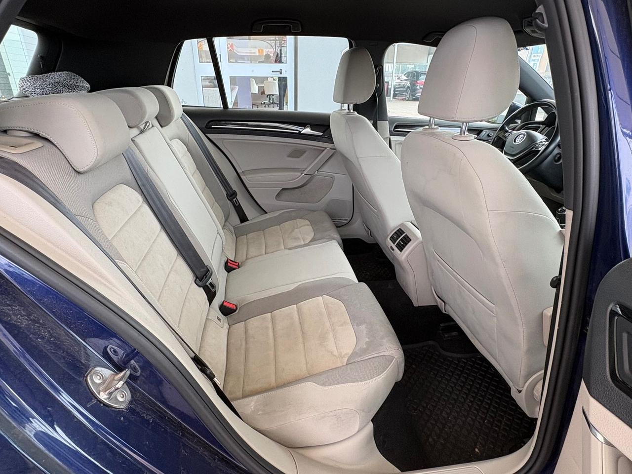 Volkswagen Golf Executive 2.0 TDI BlueMotion #9473