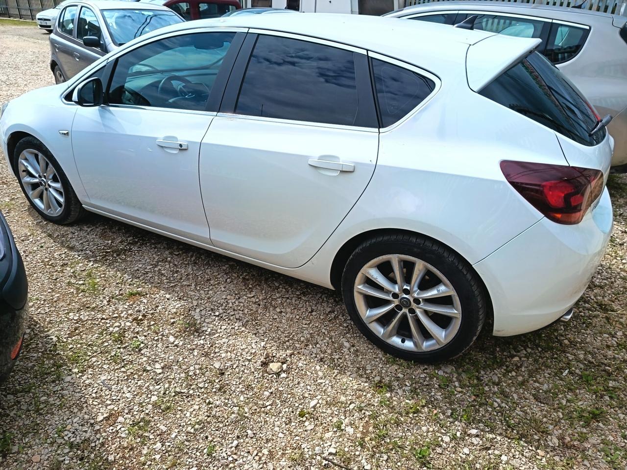 Opel Astra 1.4 Turbo 140Cv GPL Cosmo
