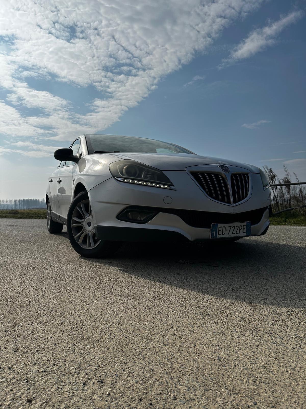 Lancia Delta 1.6 MJT DPF Selectronic Argento