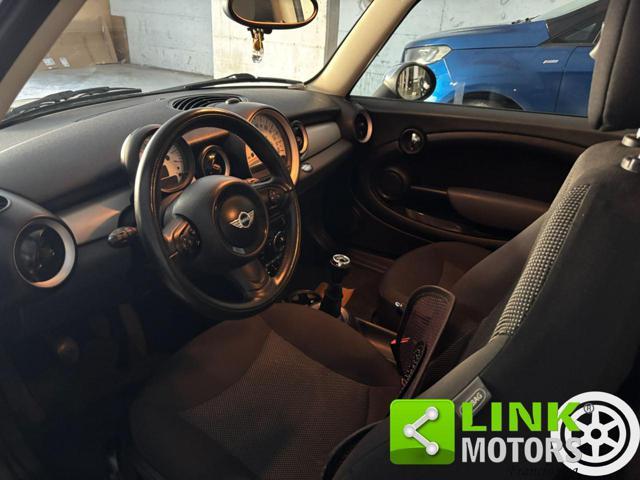 MINI One 1.6 One (55kW)