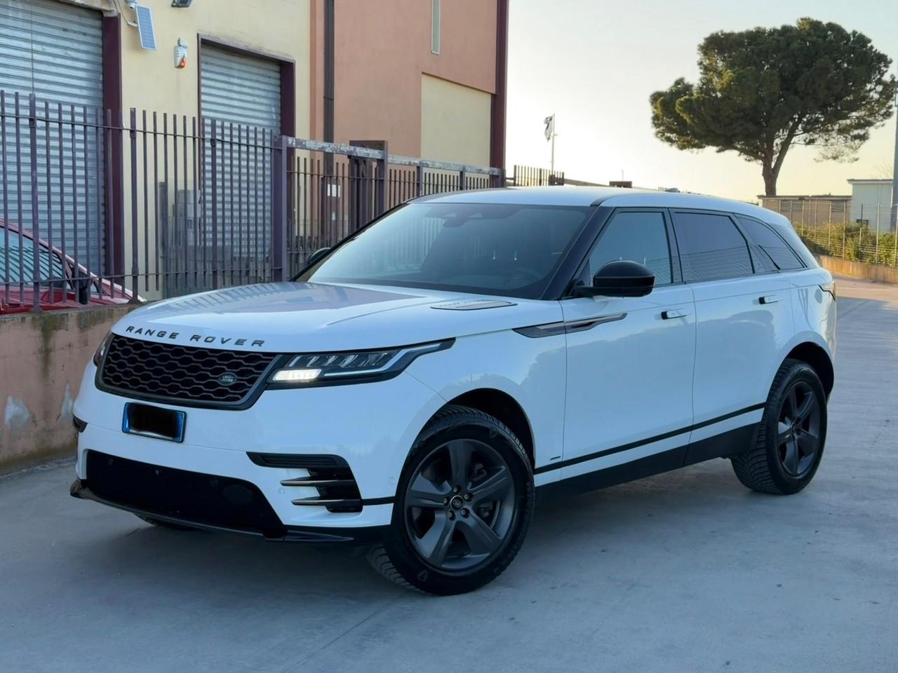 Land Rover Range Velar 2.0D I4 204 CV R-Dynamic HSE