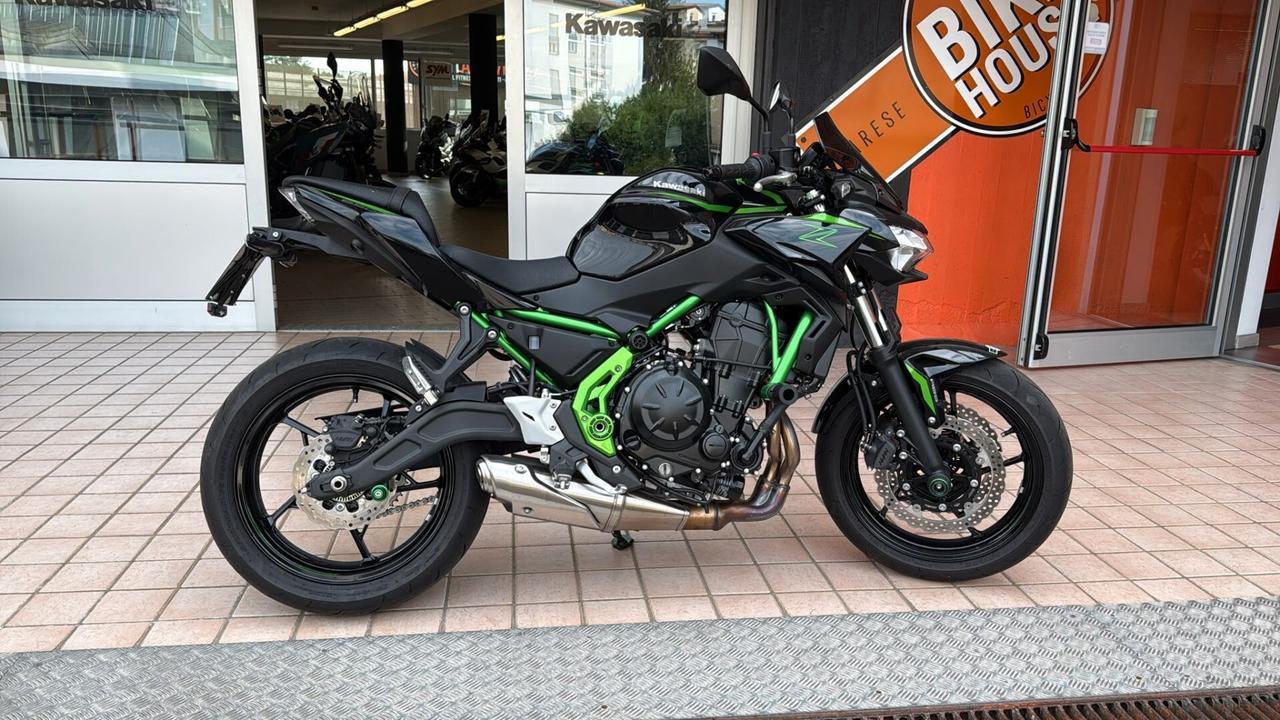 Kawasaki Z 650 DEPOTENZIATA My 2025-2026