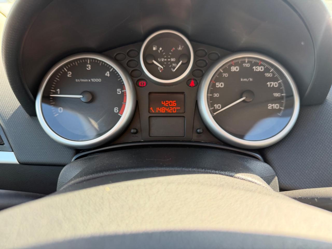 Peugeot 207 1.4 HDi 70CV 5p. Energie / 140.000KM