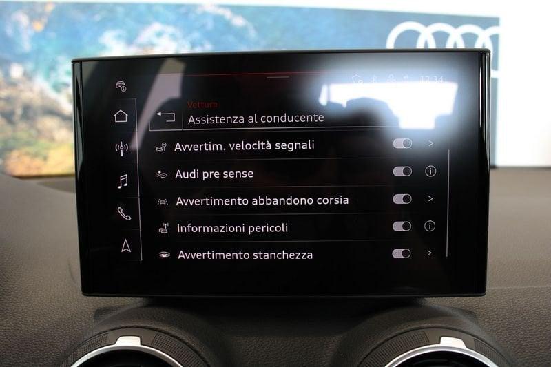 Audi Q2 30 TDI Business