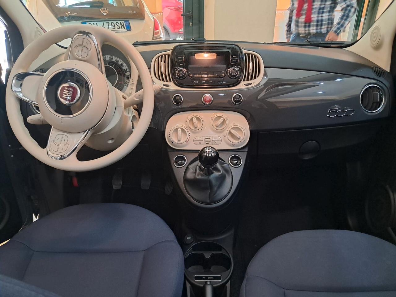 Fiat 500 C 1.0 Hybrid Connect