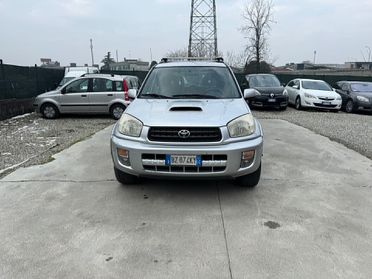 Toyota RAV 4 RAV4 2.0 Tdi D-4D cat 5 porte Sol 4x4 con gancio traino