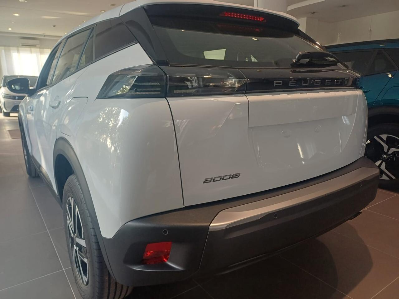 Peugeot 2008 PureTech 100 S&S Style