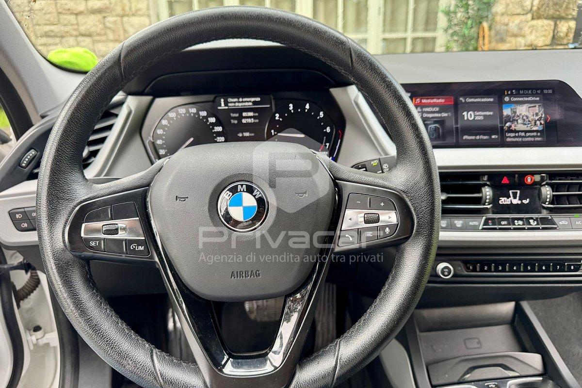 BMW 118i 5p. Business Advantage