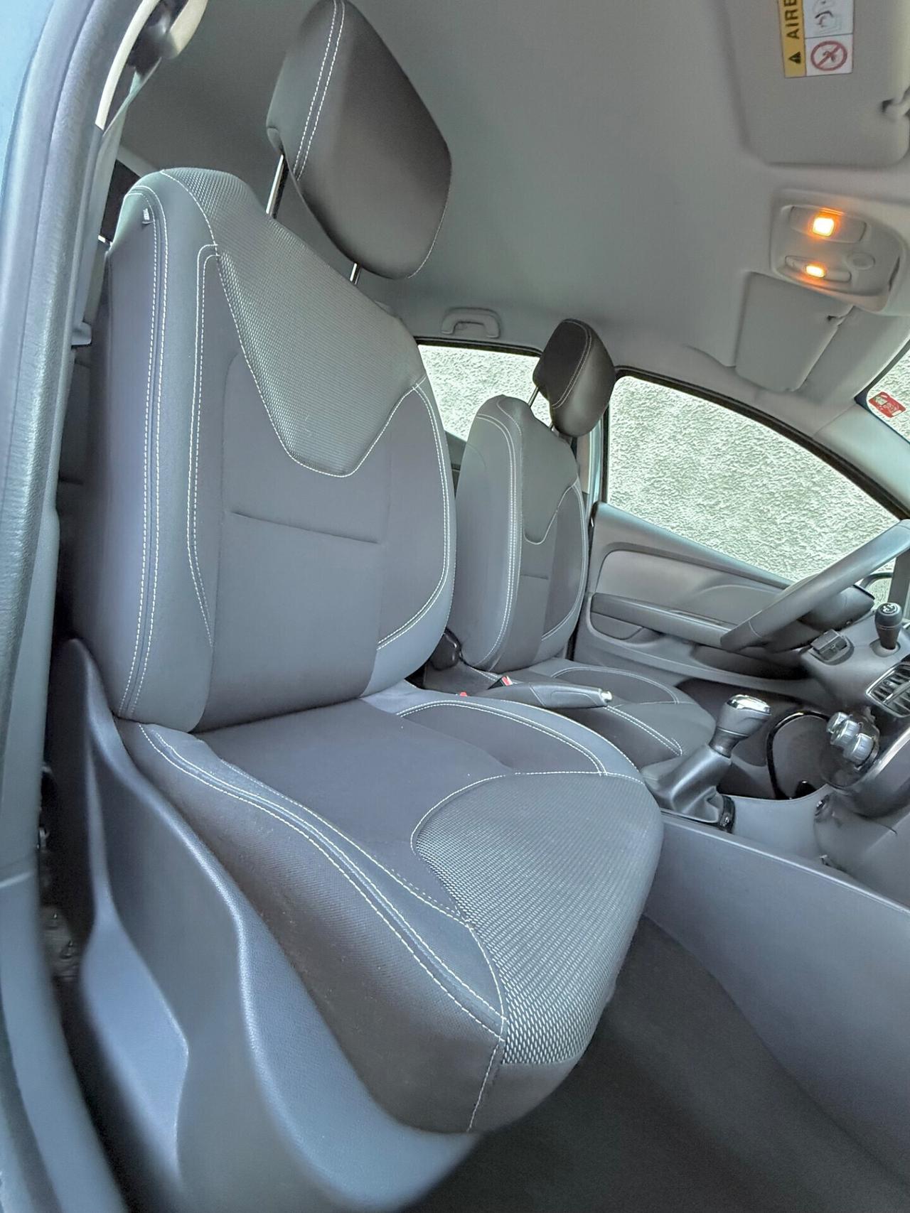 Renault Clio 0.9 TCe 90 CV GPL,Navigatore,Bluetooth,sensori dí parcheggio,ecc.