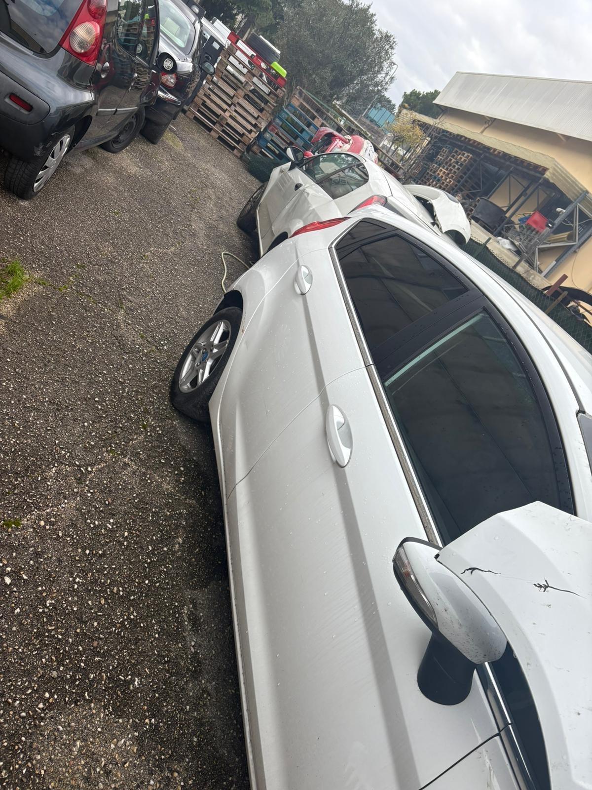 Ford Fiesta 1.4 5 porte Bz.- GPL