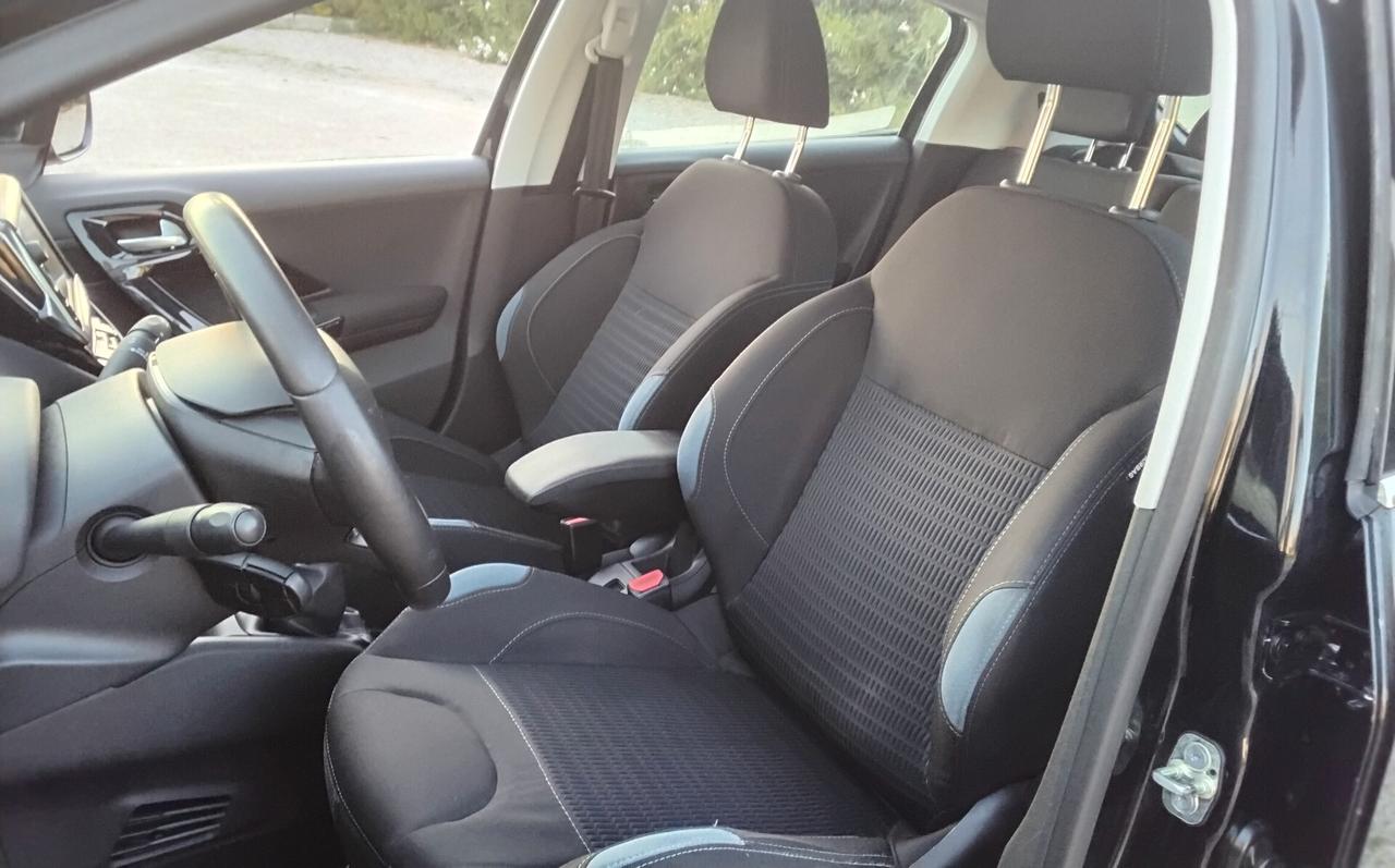 Peugeot 208 1.4 HDi 68 CV 5 porte Active