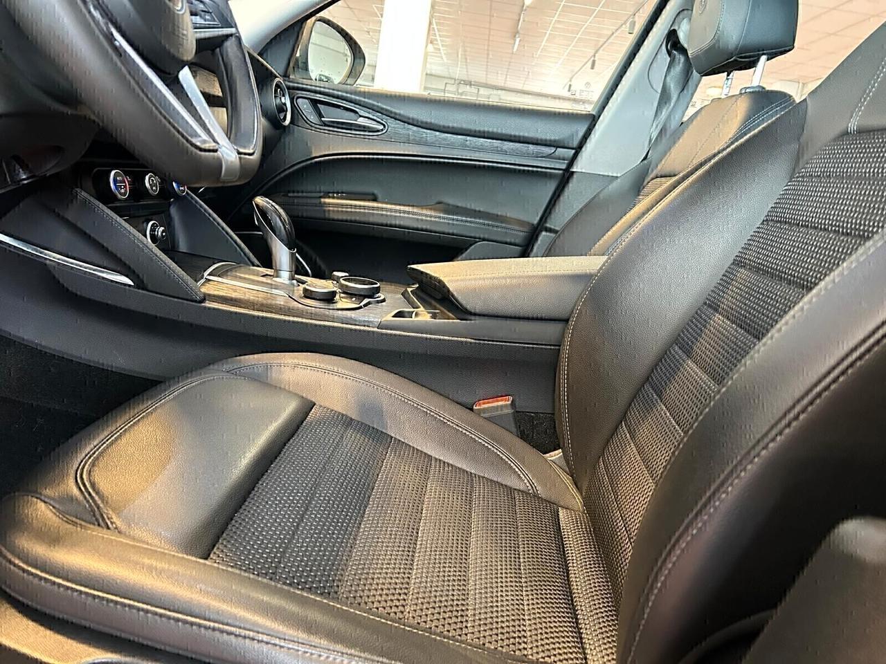 Alfa Romeo Stelvio EXECUTIVE 2.2 Turbodiesel AT8 Q4 SPOTICAR