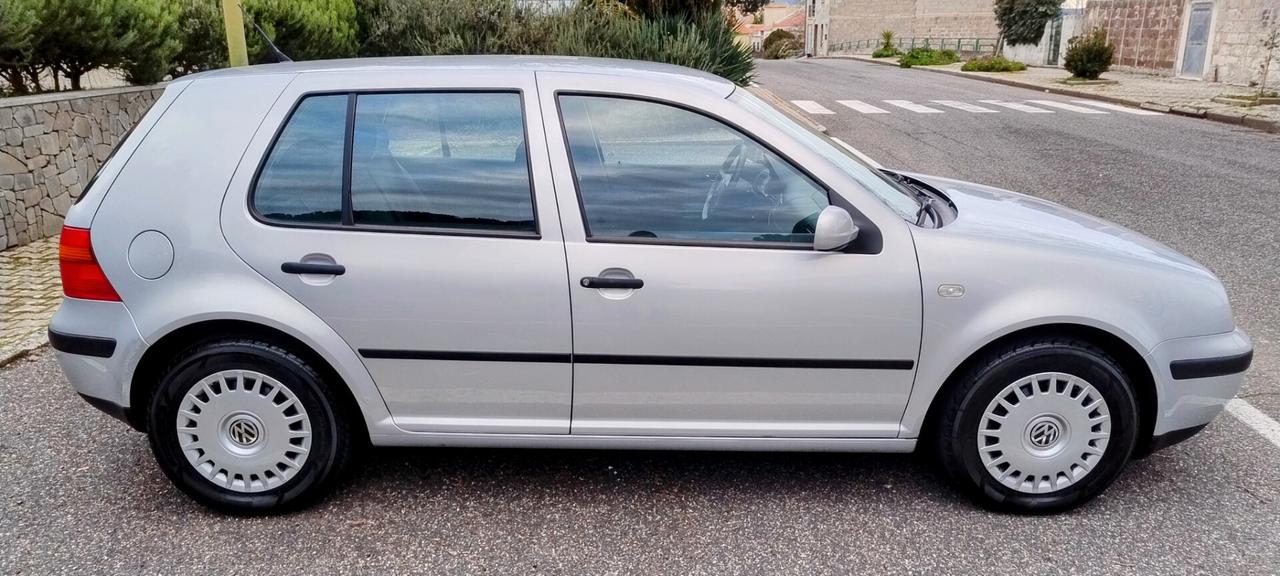 Volkswagen Golf 1.6 16V cat 5 porte Comfortline