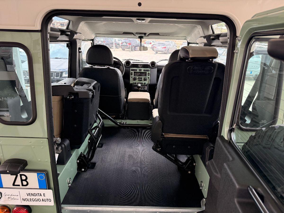 LAND ROVER - Defender 90 2.2 td SW