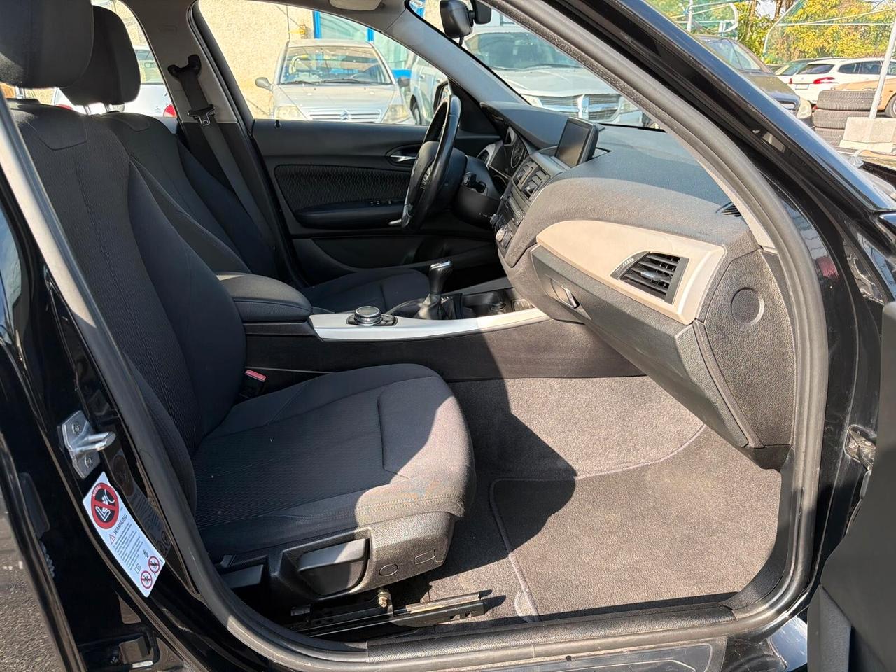 Bmw 114 114d 5p. Urban