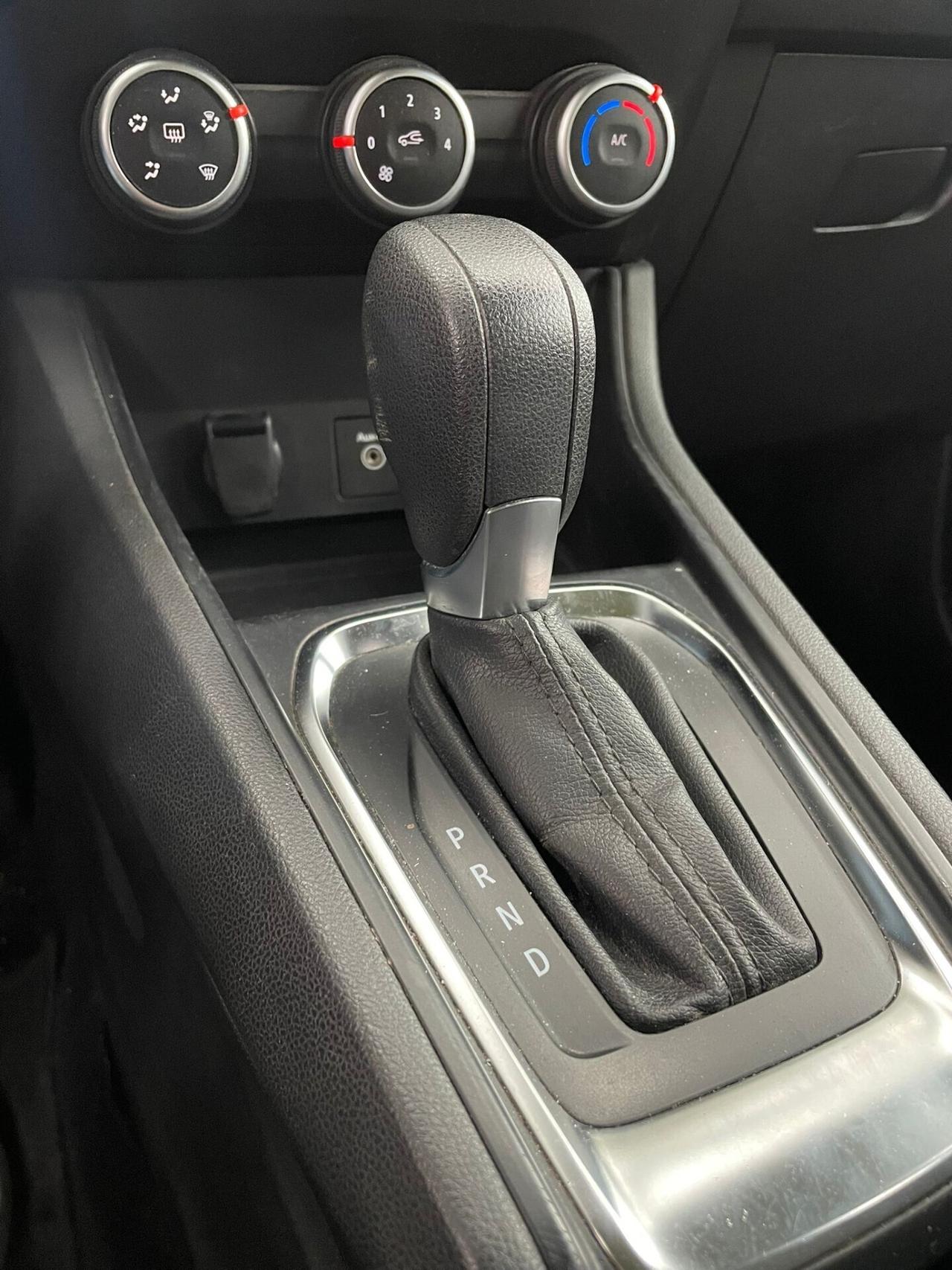 Renault Captur Blue dCi 115 CV EDC Business