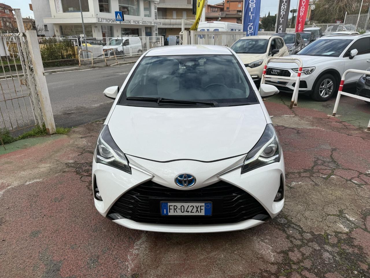 Toyota Yaris Hybrid *UNICO PROPRIETARIO
