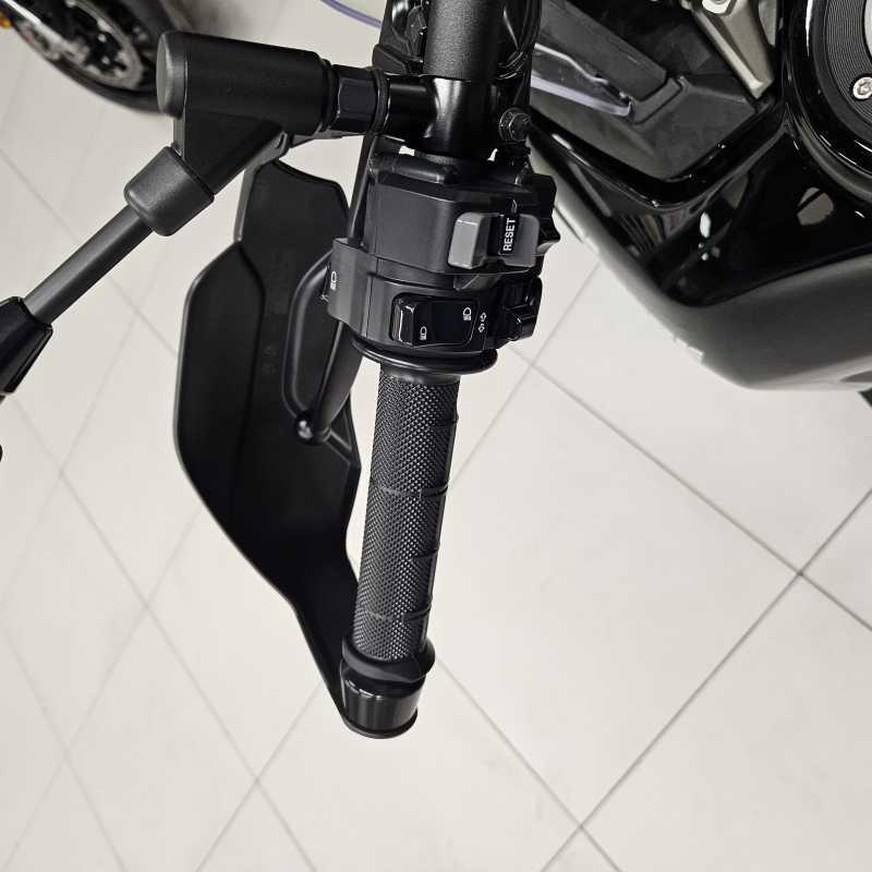 Yamaha Ténéré 700 World Raid - 2025