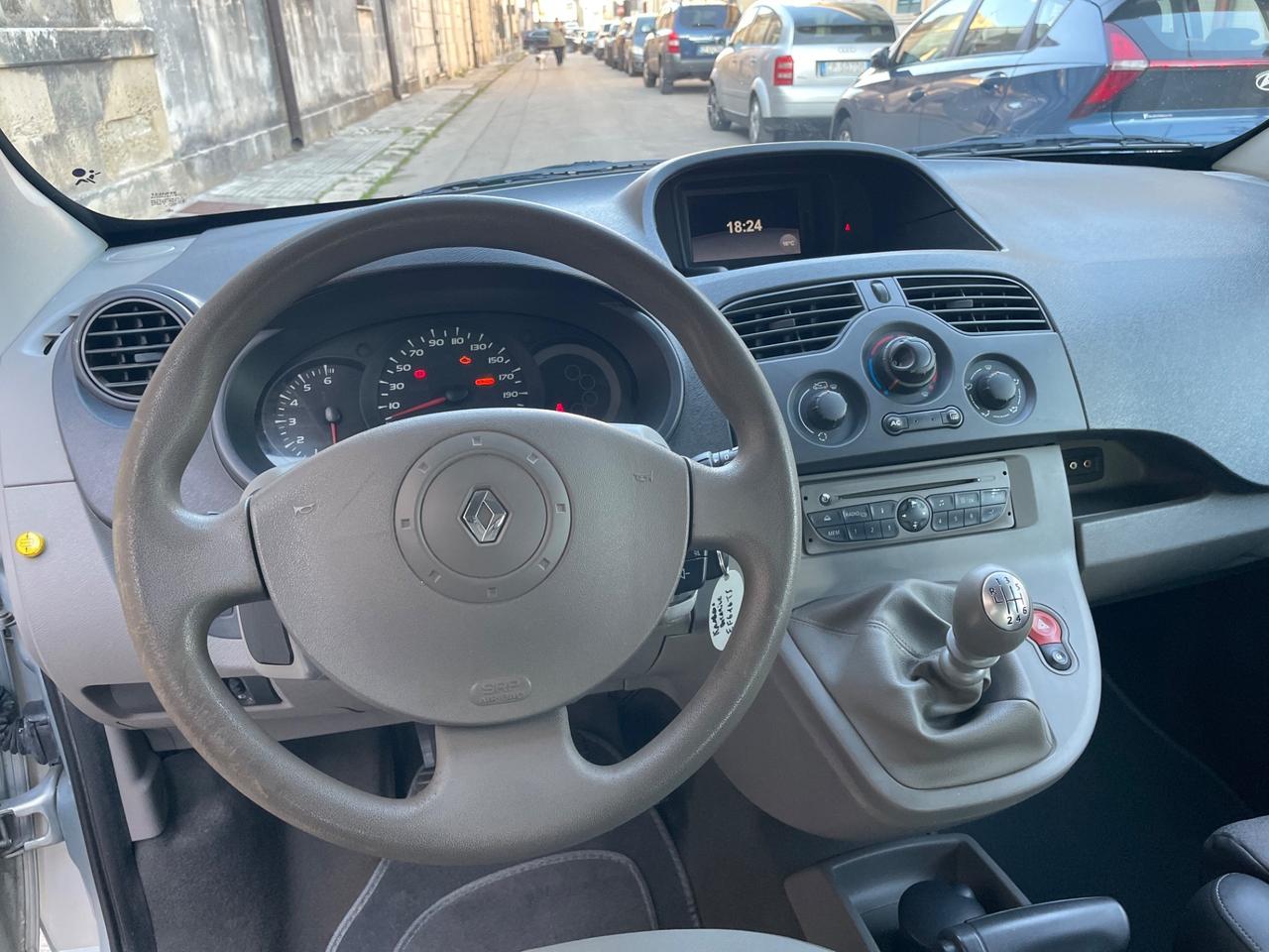 Renault Kangoo TRASPORTO DISABILI