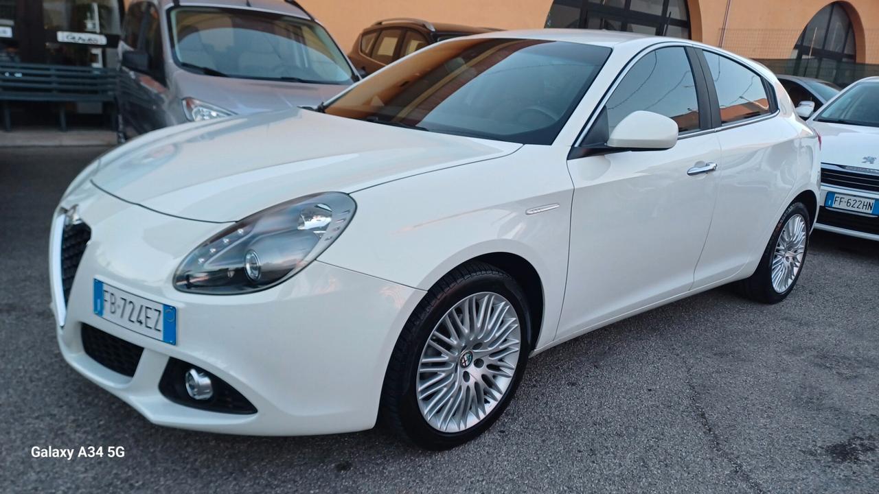 Alfa Romeo Giulietta 1.6 JTDm-2 120 CV Exclusive