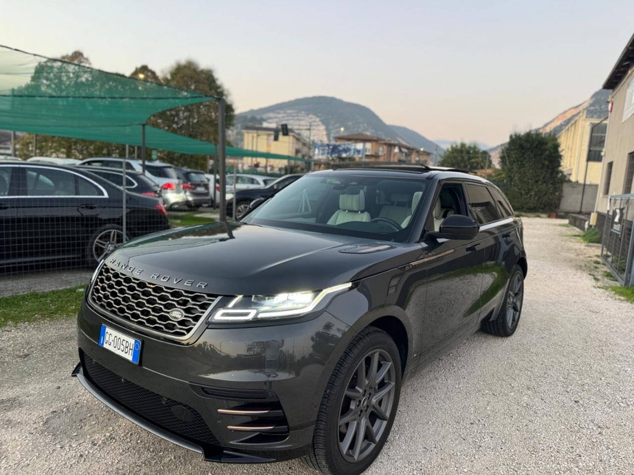 Land Rover Range Rover Velar 2.0 Si4 R-Dynamic HSE Meridian Tetto Led 360 FULL TOP