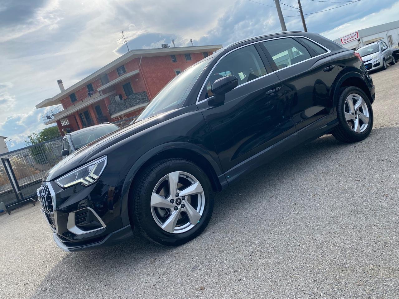 Audi Q3 35 TDI S tronic Business Advanced 150cv
