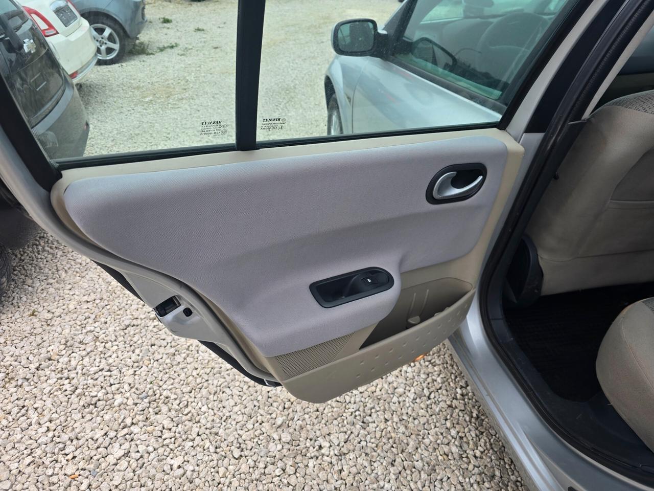 Renault Megane megan