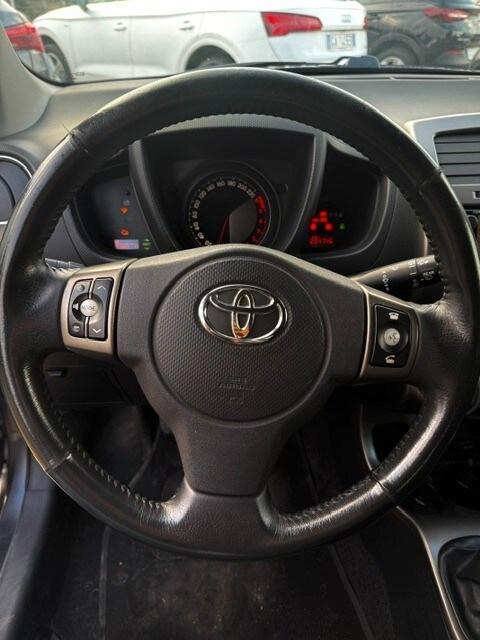 TOYOTA Urban Cruiser Urban Cruiser 1.4 D-4D AWD...