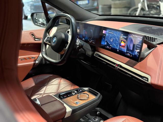 BMW iX xDrive 50 Pacchetto Sportivo