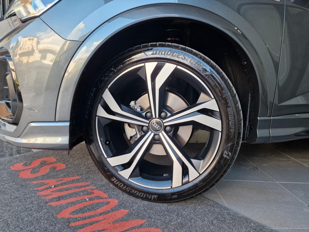 Audi Q3 Sportback 35 TDI S-tronic Identity Black