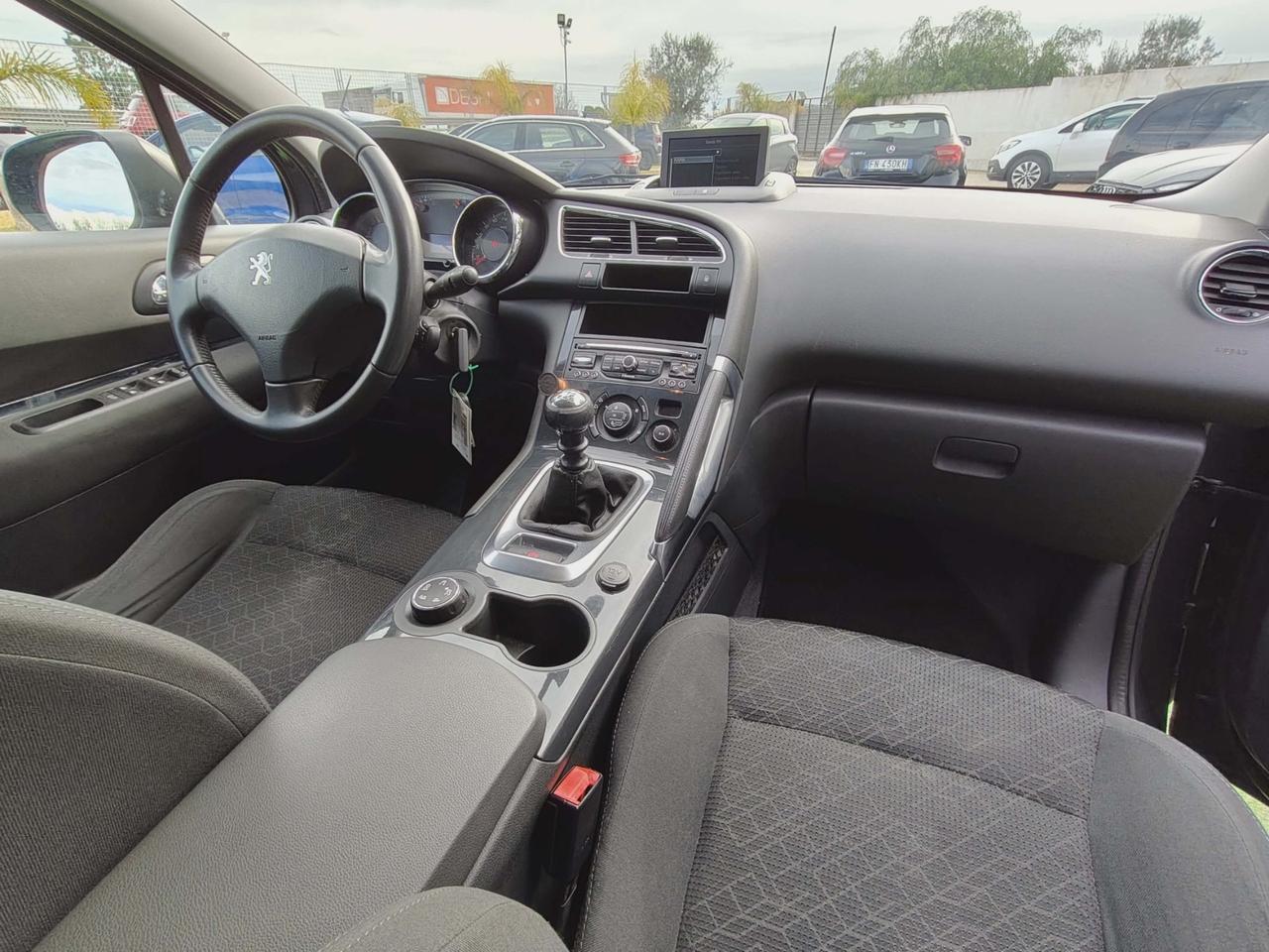 Peugeot 3008 1.6 HDi 115CV Business - 2014