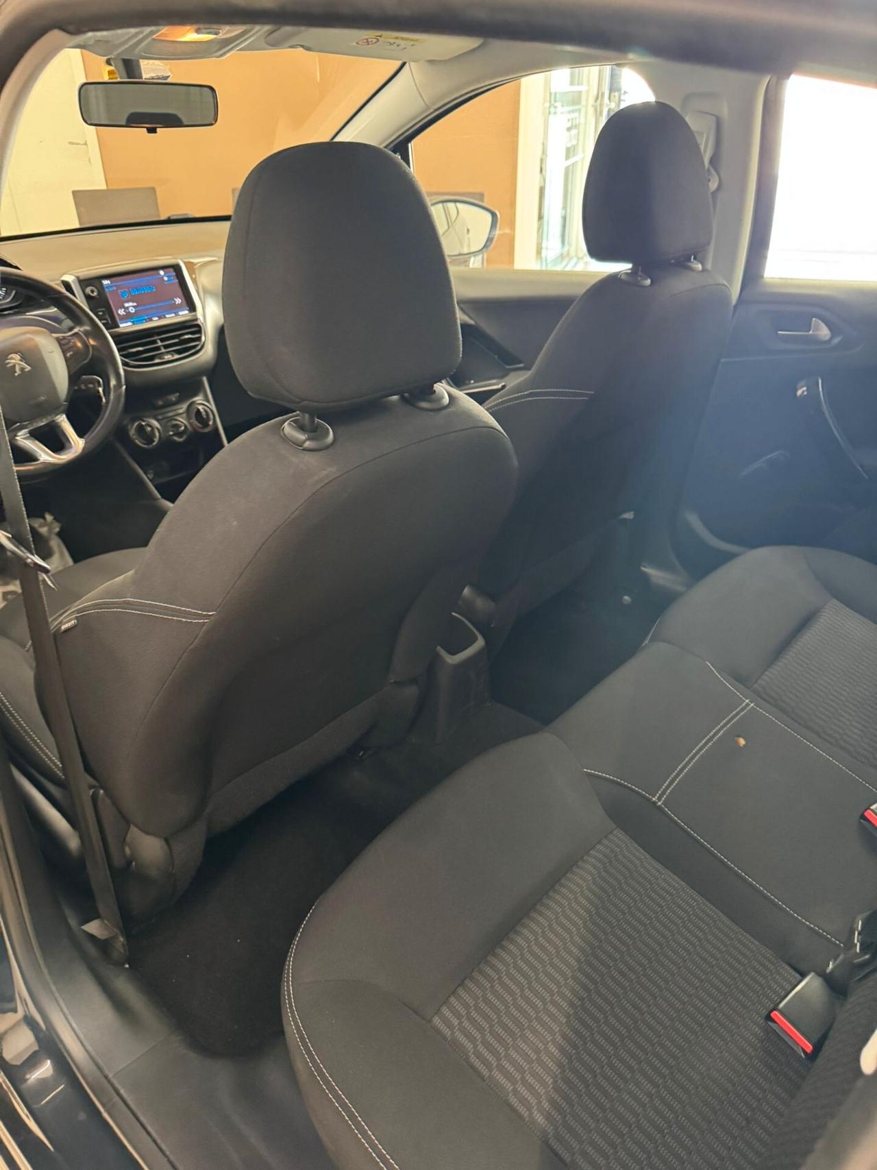 Peugeot 208 BlueHDi 75 5 porte Allure