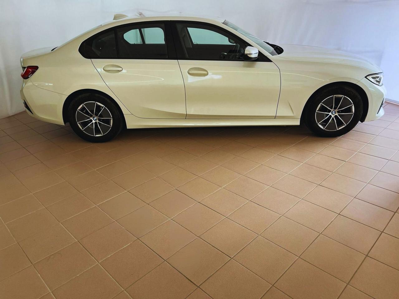Bmw 318 320d 48V Business Advantage