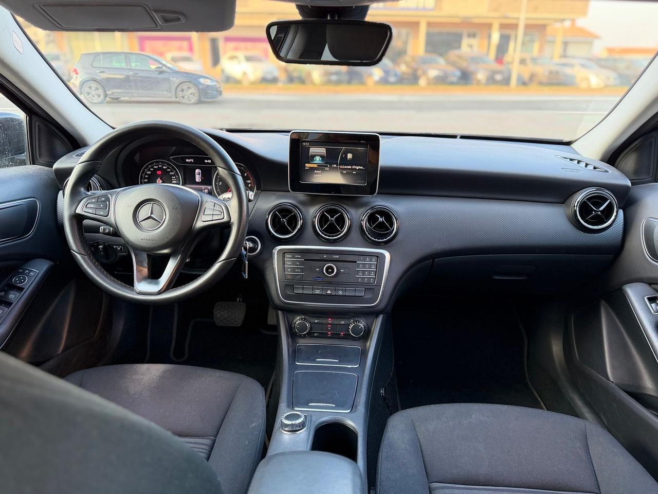 Mercedes-Benz A 160 Executive A 160 D #9612