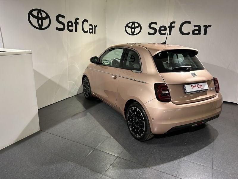 FIAT 500 La Prima "Rose Gold" 3+1 42 kWh