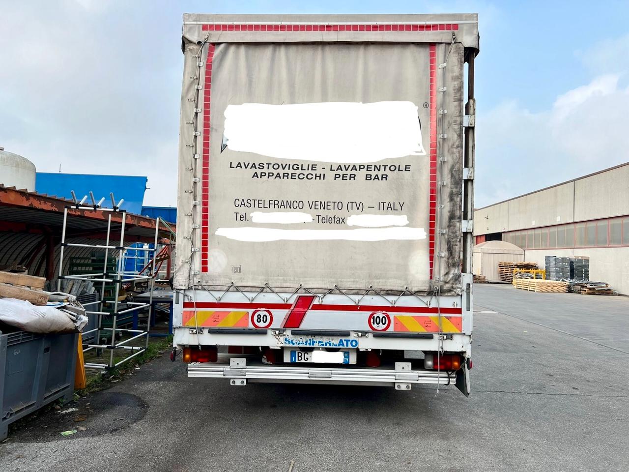 Iveco Eurocargo 5.9 100E18 con Sponda Idrauilica 177cv