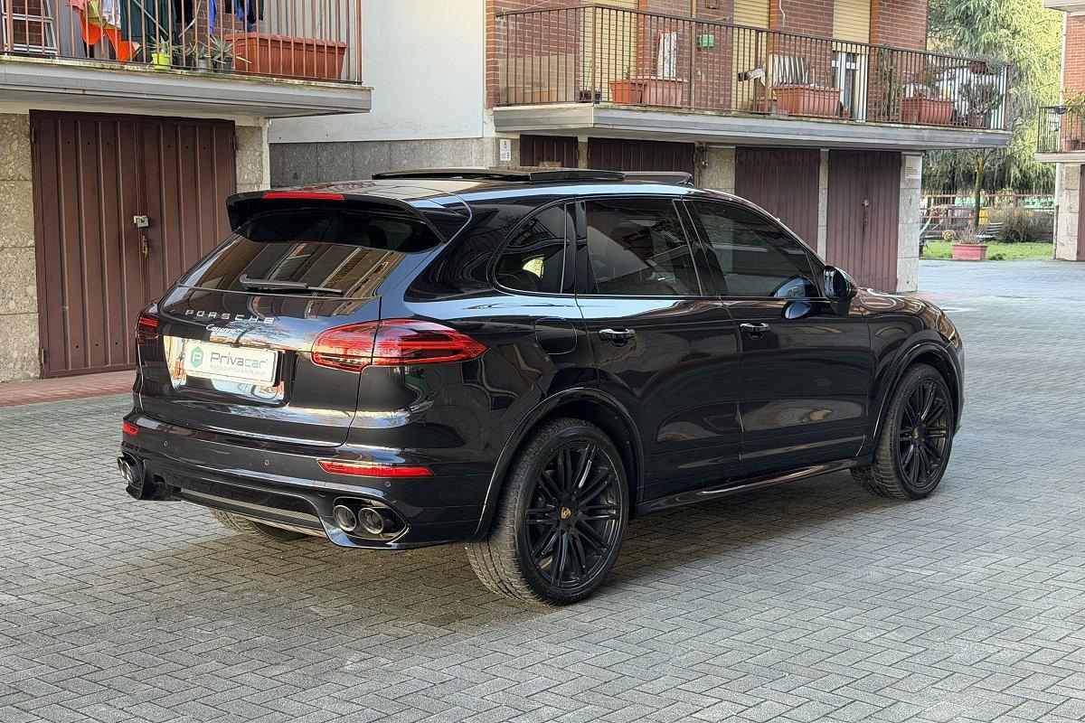 PORSCHE Cayenne 3.0 Diesel Platinum Edition