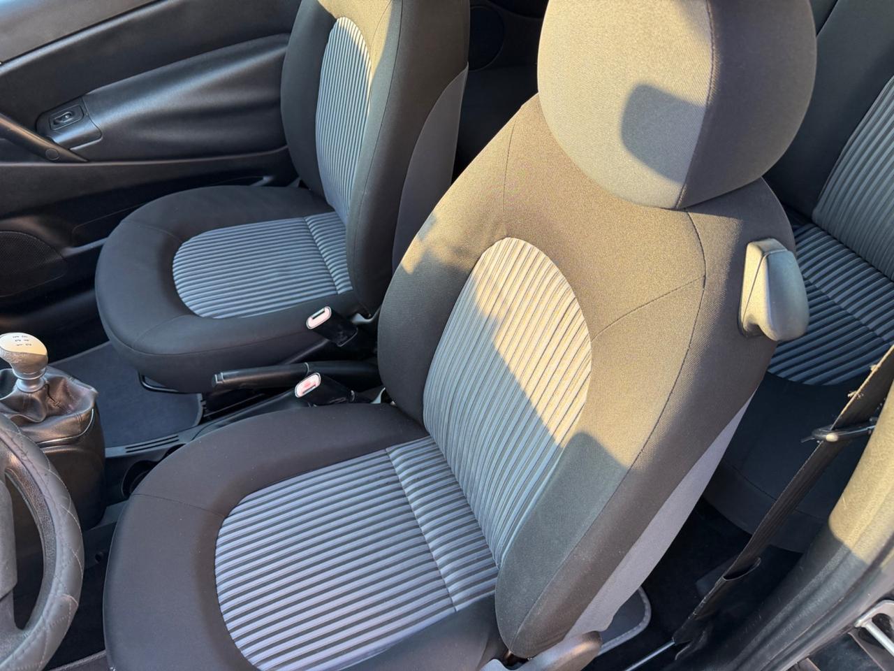 Lancia Ypsilon 1.2 Oro Giallo