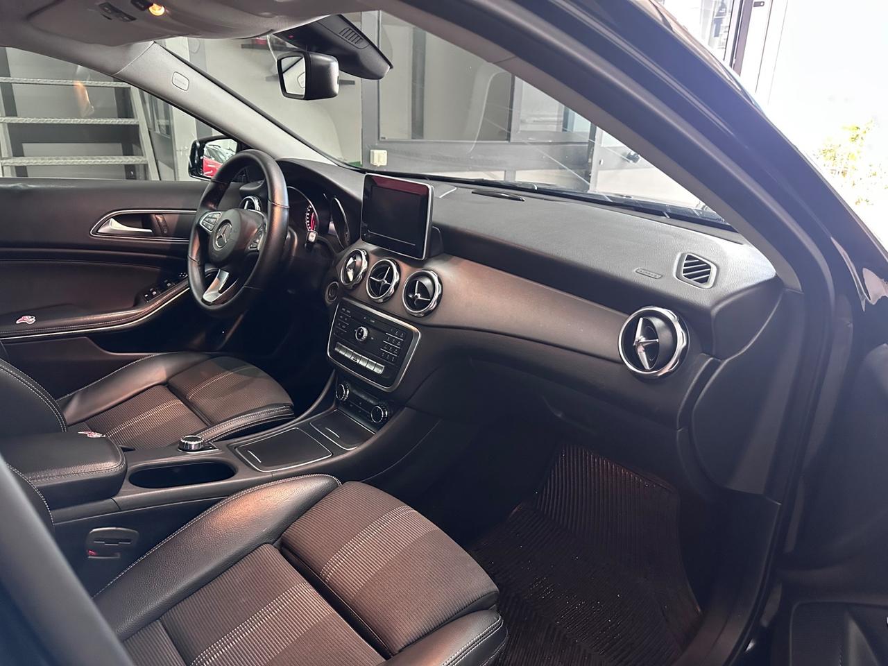 Mercedes-benz GLA 200 d Automatic Premium 2018