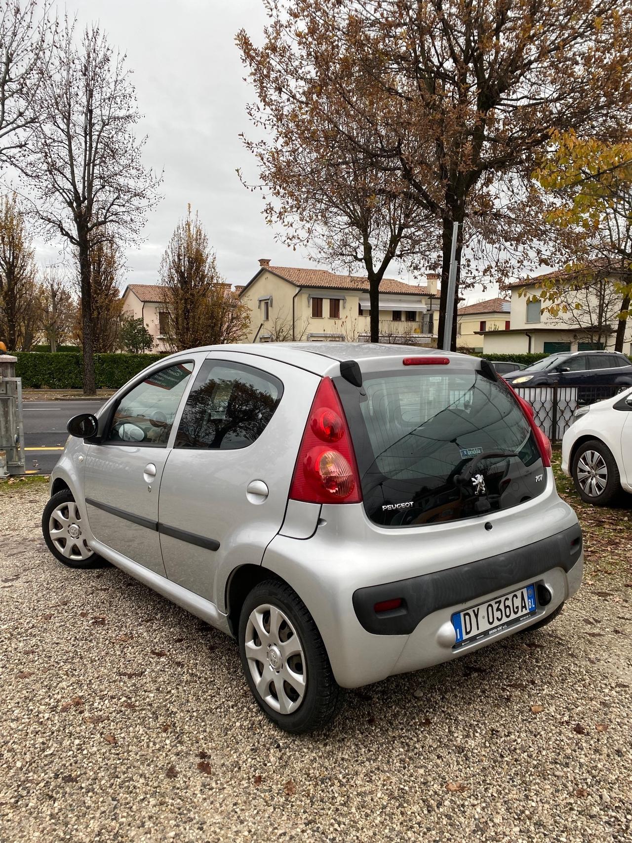 Peugeot 107 1.0 68CV 5p. Sweet Years