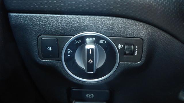 MERCEDES-BENZ A 180 Sport