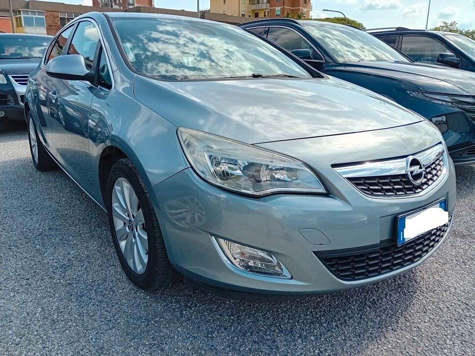 Opel Astra 1.7 CDTI 110CV 5 porte Cosmo