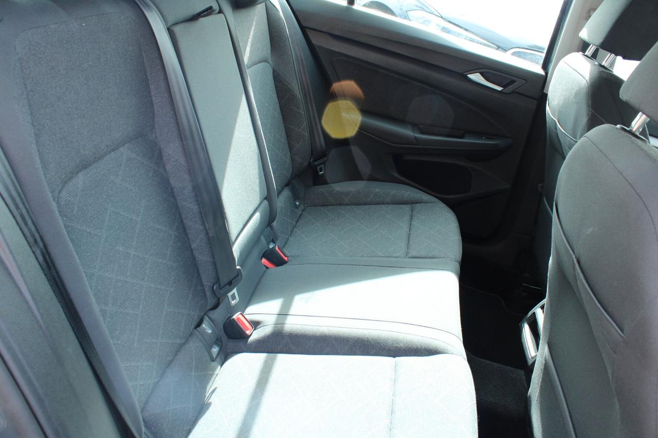 Volkswagen Golf 2.0 TDI SCR Style