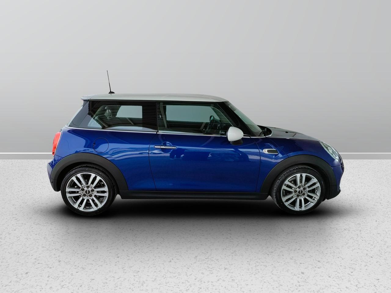 MINI Mini IV F56 2018 3p - Mini 3p 1.5 Cooper D auto