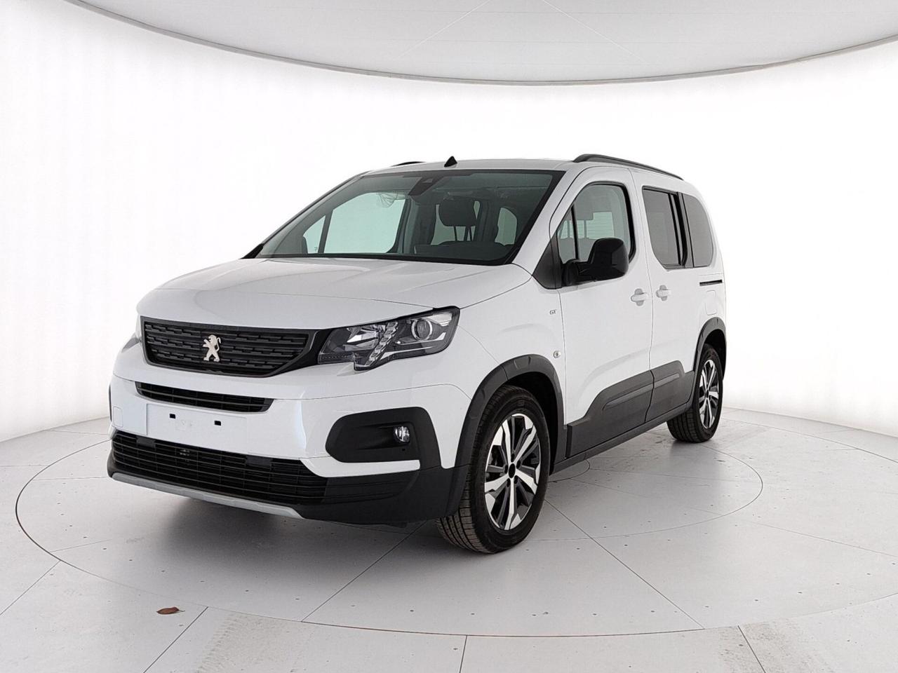 Peugeot Rifter e-Rifter motore elettrico 136 CV 50kWh GT Standard
