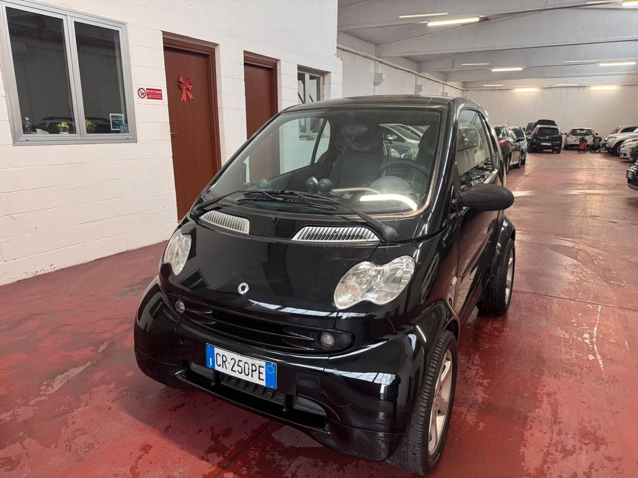 Smart ForTwo 700 coupé passion INTERNI BRABUS