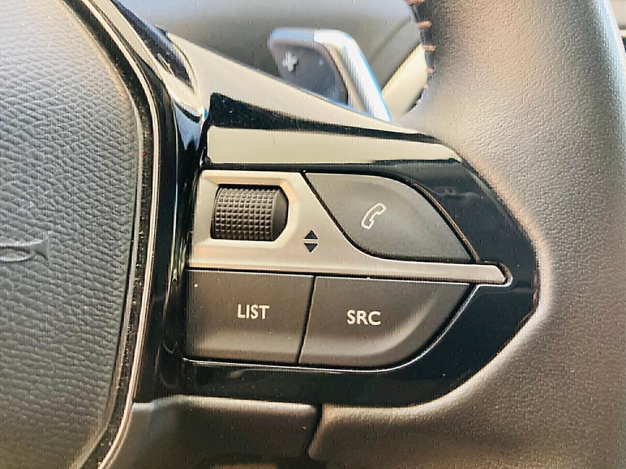 Peugeot 3008 1.5 HDi -X NEOPATENTATI- 2020